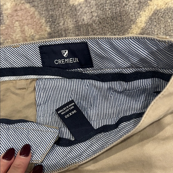 Daniel Cremieux Men's Khaki Chinos - Picture 2 of 4